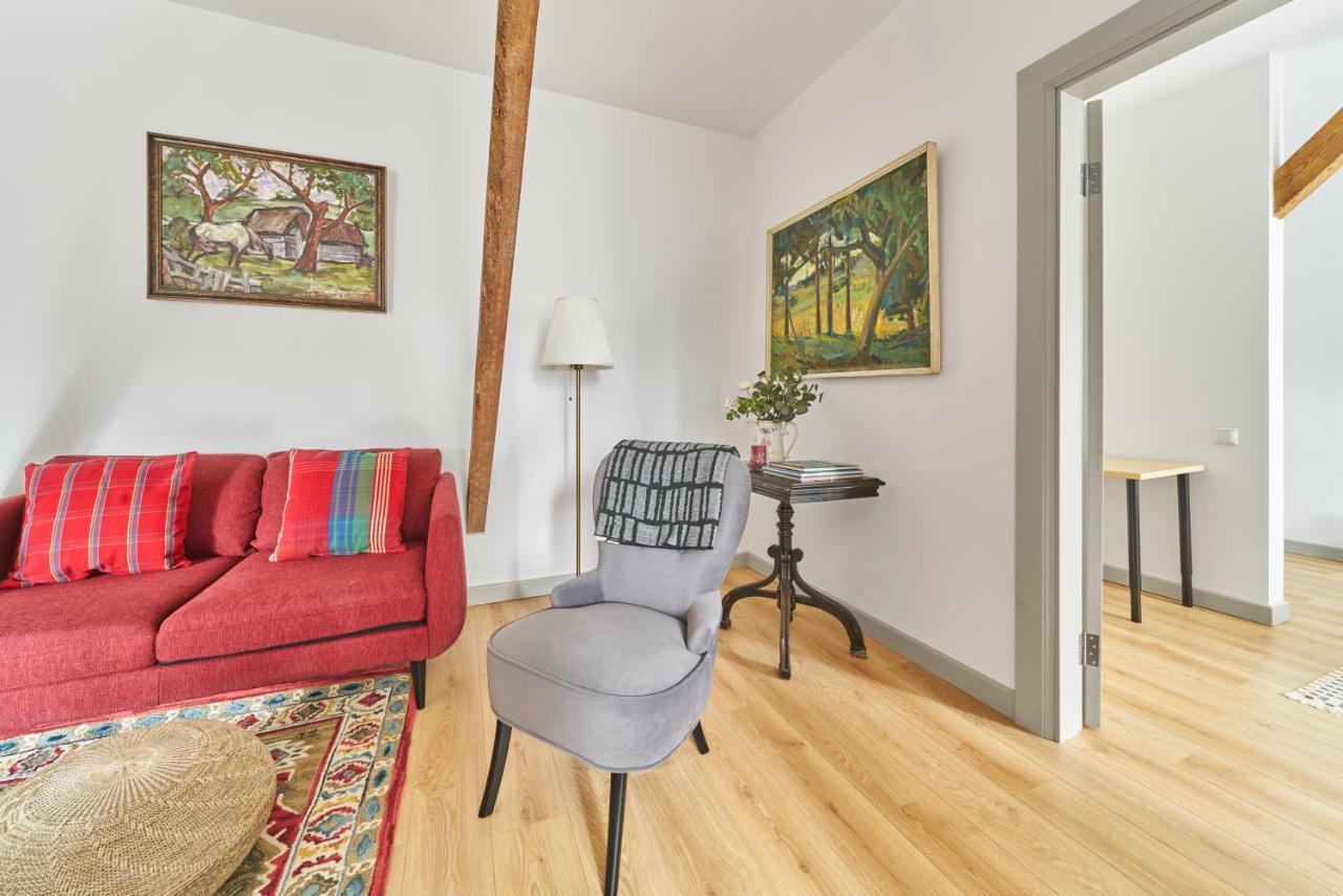 Modern Two-Bedroom Apartment, Vilnius City Centre Buitenkant foto